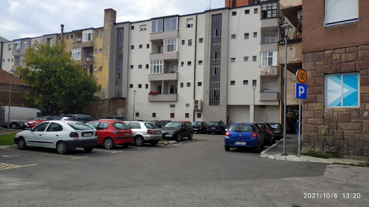 Apartman Rada Пирот Екстериор снимка