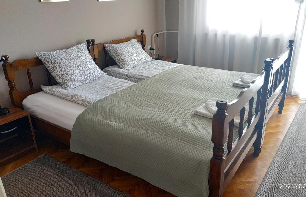 Apartman Rada Пирот Екстериор снимка